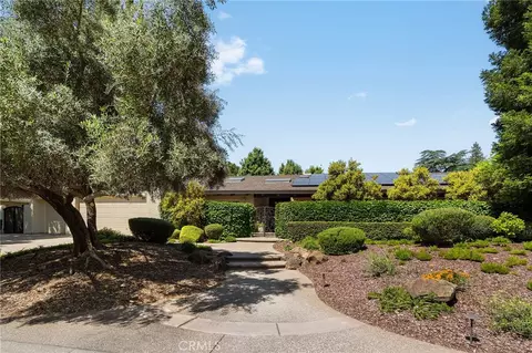 30 Fairway Dr, Chico, CA 95928
