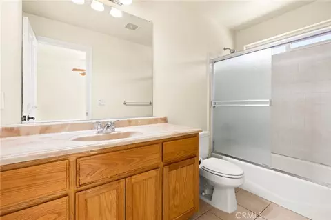 Bath - 38 Kobe Loop, Chico, CA 95973 photo 1 of 3
