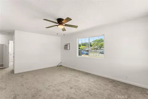 Living - 1514 Marguerite, Corning, CA 96021 photo 4 of 5