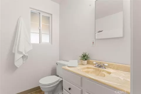 Bath - 1514 Marguerite, Corning, CA 96021 photo 1 of 1