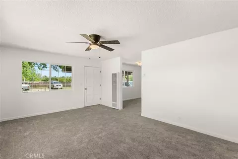 Living - 1514 Marguerite, Corning, CA 96021 photo 2 of 5