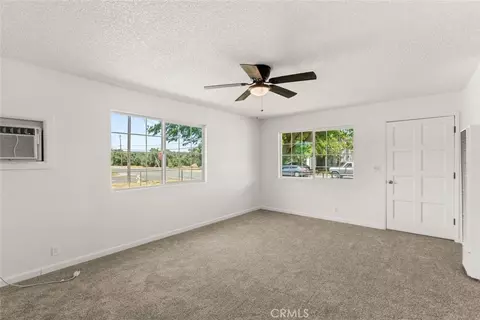 Living - 1514 Marguerite, Corning, CA 96021 photo 3 of 5