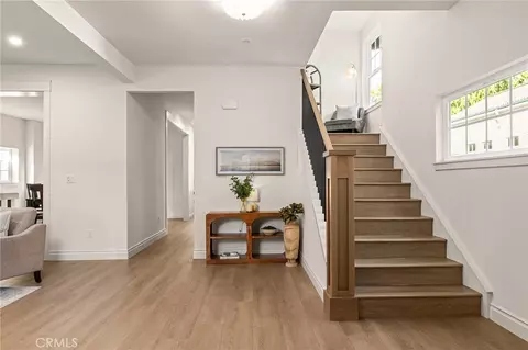 Entry Way - 934 Esplanade, Chico, CA 95926 photo 2 of 6