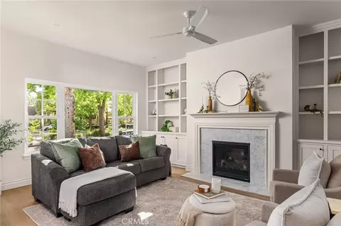 Living - 934 Esplanade, Chico, CA 95926 photo 3 of 4