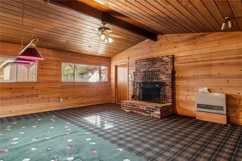 Living - 934 Esplanade, Chico, CA 95926 photo 4 of 4
