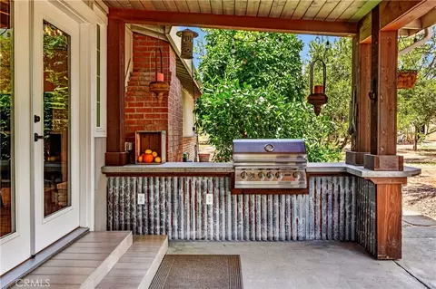 Exterior - 9488 Cummings, Durham, CA 95938 photo 7 of 16