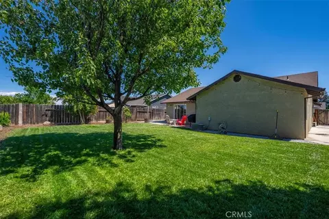 Exterior - 1950 Gentry Way, Red Bluff, CA 96080 photo 9 of 24