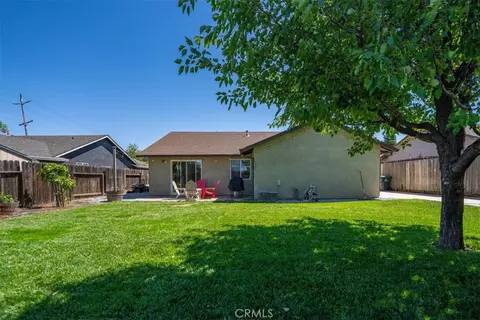 Exterior - 1950 Gentry Way, Red Bluff, CA 96080 photo 10 of 24