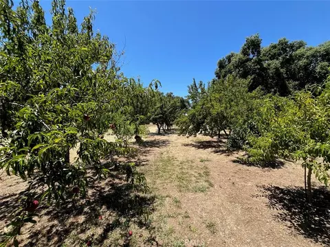 Exterior - 9761 Lott Rd, Durham, CA 95938 photo 18 of 23