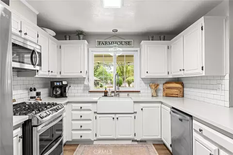 Kitchen - 9761 Lott Rd, Durham, CA 95938 photo 1 of 4