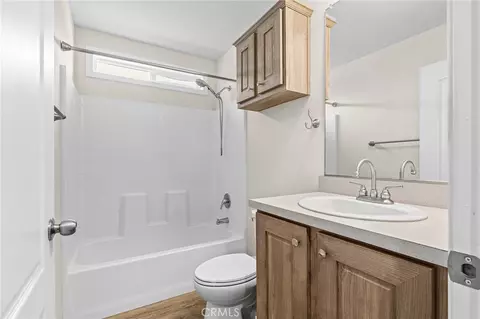 Bath - 9761 Lott Rd, Durham, CA 95938 photo 4 of 4