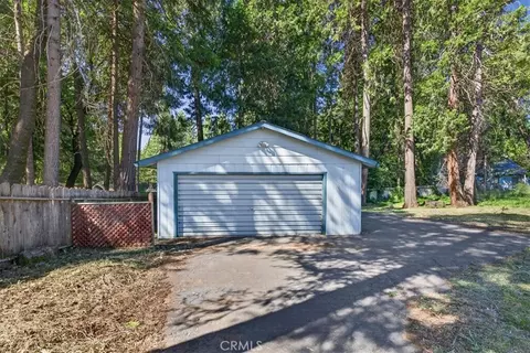 14109 Wingate Cir, Magalia, CA 95954
