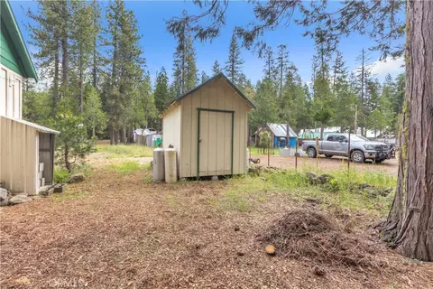 Exterior - 7515 Abner Ln, Forest Ranch, CA 95942 photo 3 of 9