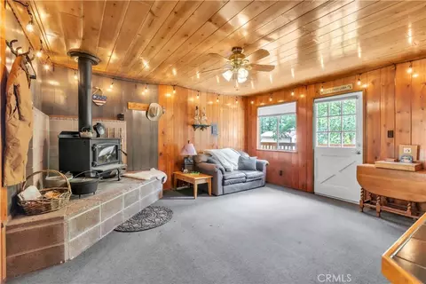 7515 Abner Ln, Forest Ranch, CA 95942