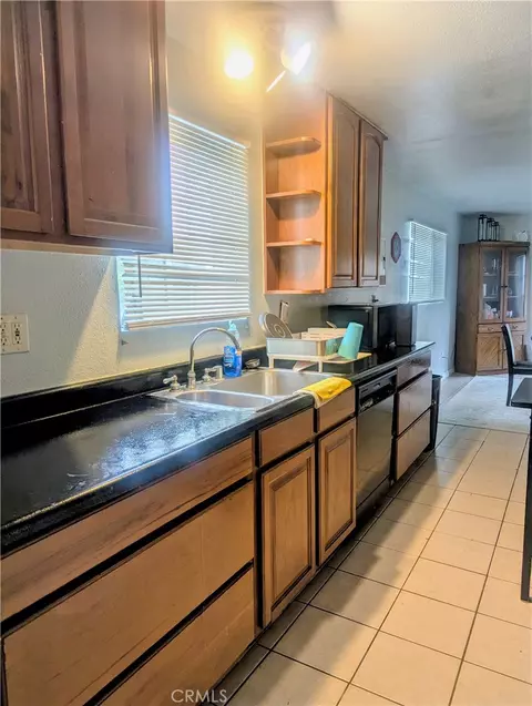 Kitchen - 1220 5th Ave, Corning, CA 96021 photo 2 of 2