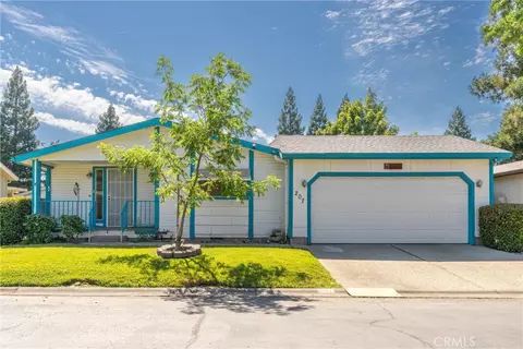 2050 Springfield Dr #207, Chico, CA 95928 photo 2