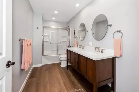 Bath - 28 E Mill St, Orland, CA 95963 photo 4 of 4