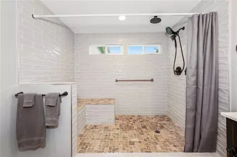 Bath - 28 E Mill St, Orland, CA 95963 photo 2 of 4