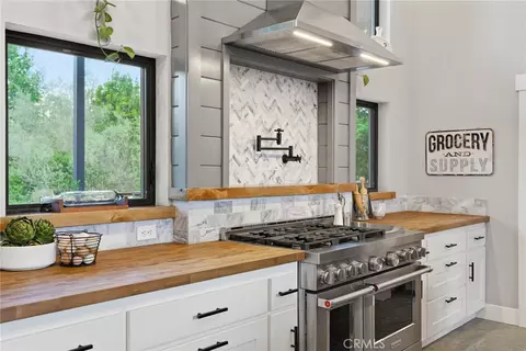 Kitchen - 3016 Grape Way, Chico, CA 95973 photo 3 of 8