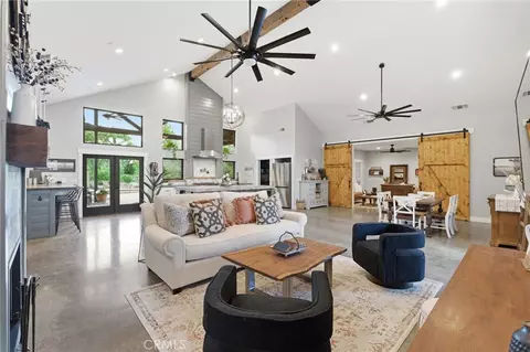 Living - 3016 Grape Way, Chico, CA 95973 photo 2 of 2