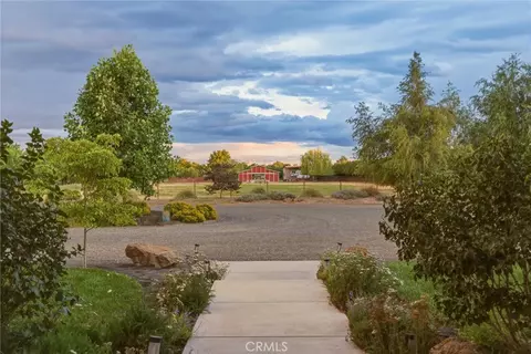 Exterior - 3016 Grape Way, Chico, CA 95973 photo 13 of 14