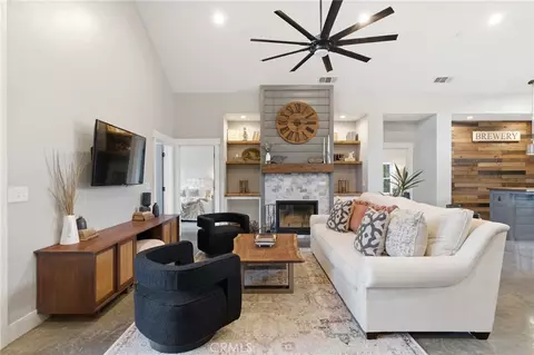 Living - 3016 Grape Way, Chico, CA 95973 photo 1 of 2