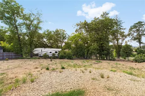 Exterior - 231 Redbud Dr, Paradise, CA 95969 photo 7 of 8