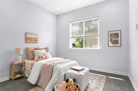 Bedroom - 231 Redbud Dr, Paradise, CA 95969 photo 3 of 6