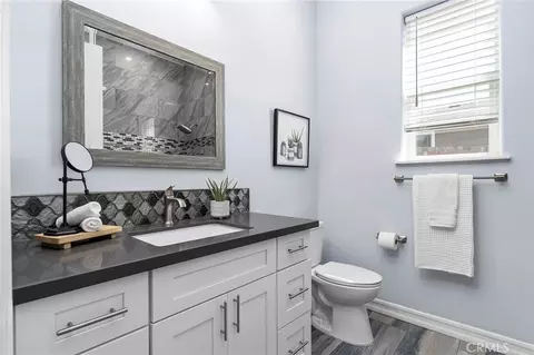Bath - 231 Redbud Dr, Paradise, CA 95969 photo 1 of 7
