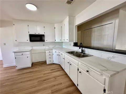 Kitchen - 309 N Merrill Ave, Willows, CA 95988 photo 4 of 5
