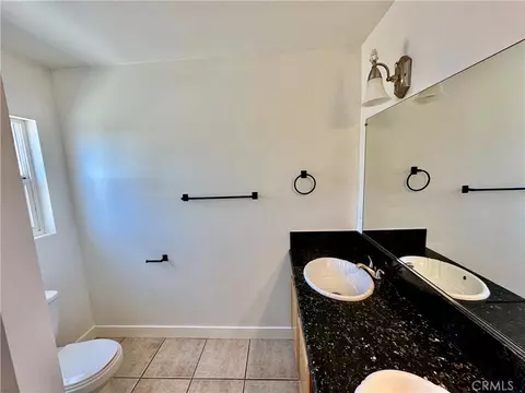 Bath - 309 N Merrill Ave, Willows, CA 95988 photo 5 of 7