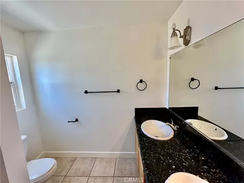 Bath - 309 N Merrill Ave, Willows, CA 95988 photo 5 of 7