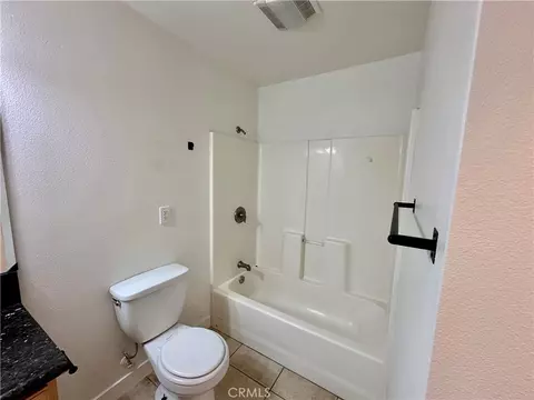 Bath - 309 N Merrill Ave, Willows, CA 95988 photo 1 of 7