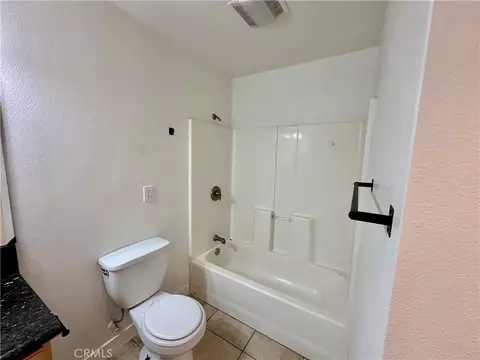 Bath - 309 N Merrill Ave, Willows, CA 95988 photo 1 of 7