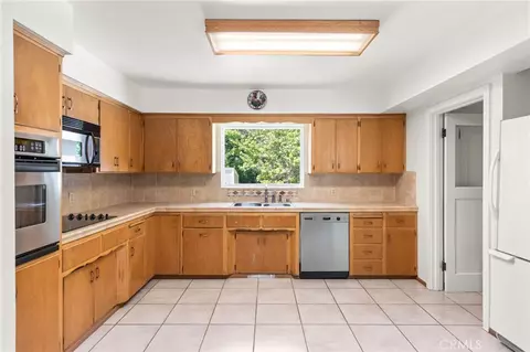 Kitchen - 3306 Keefer, Chico, CA 95973 photo 1 of 2