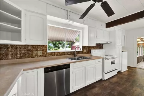 Kitchen - 803 Tehama, Corning, CA 96021 photo 5 of 6
