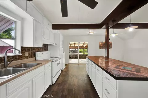 Kitchen - 803 Tehama, Corning, CA 96021 photo 4 of 6