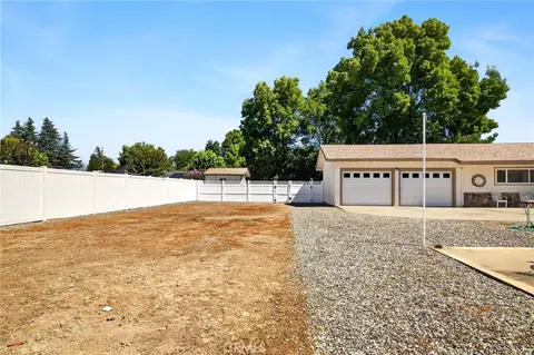 Exterior - 905 First Ave, Willows, CA 95988 photo 14 of 15