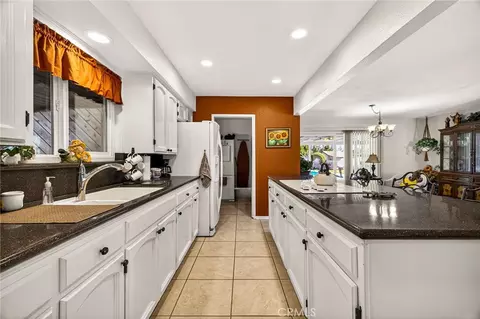 Kitchen - 905 First Ave, Willows, CA 95988 photo 4 of 6