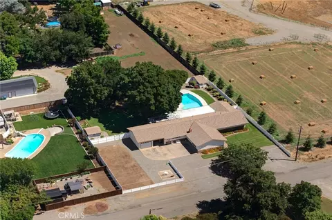 View/Area - 905 First Ave, Willows, CA 95988 photo 2 of 13