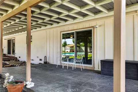 Exterior - 905 First Ave, Willows, CA 95988 photo 6 of 15