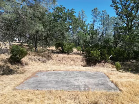 16275 Oakridge Rd, Corning, CA 96021