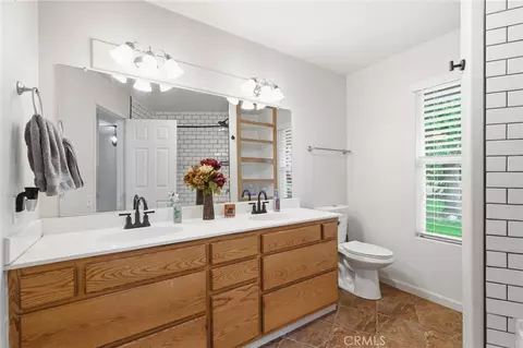 Bath - 8567 Winona Way, Redding, CA 96002 photo 1 of 4