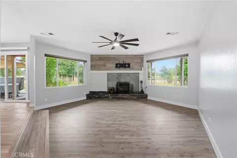 8567 Winona Way, Redding, CA 96002 photo 5