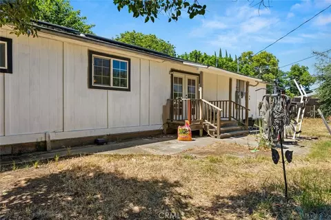 Exterior - 30 Mcglynn Dr, Red Bluff, CA 96080 photo 5 of 11