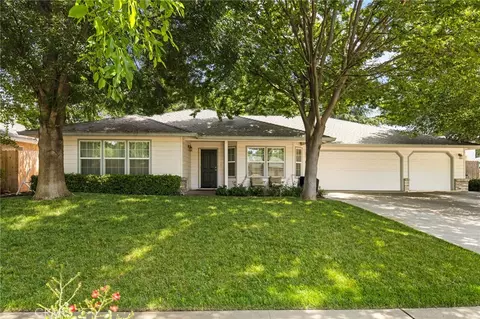 321 Mesa Verde Ct, Chico, CA 95973