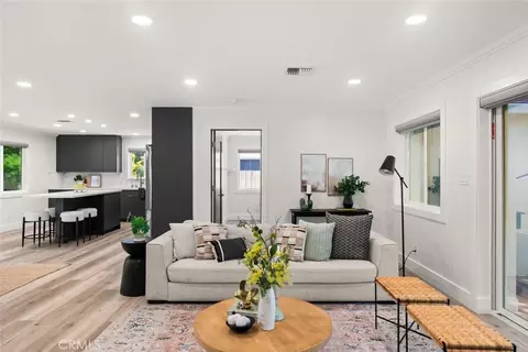 Living - 1629 Sunset, Chico, CA 95926 photo 4 of 5