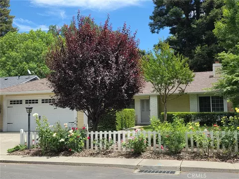 629 Victorian Park Dr, Chico, CA 95926