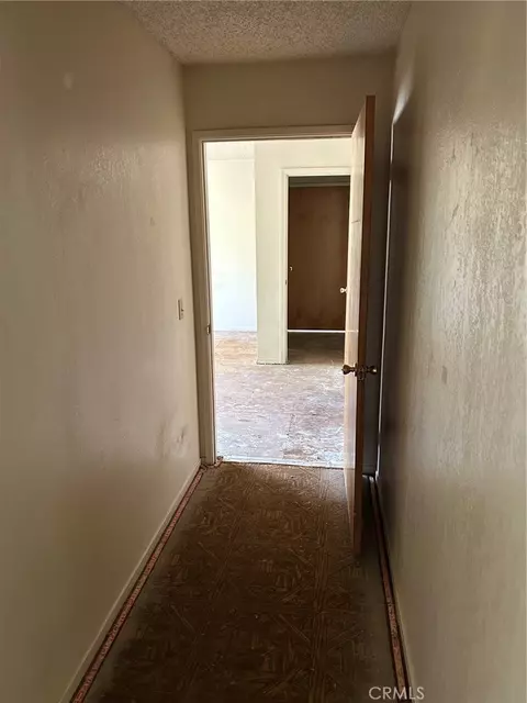 Entry Way - 183 E Washington Ave, Chico, CA 95926 photo 1 of 1