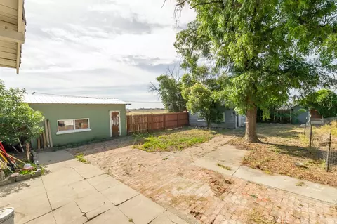 Exterior - 1068 E Walker, Orland, CA 95963 photo 7 of 21
